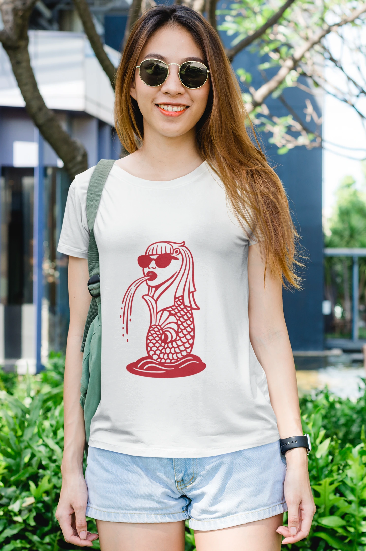 Icon by the Bay T-Shirt - Lady Gaga in SG Limited Edition